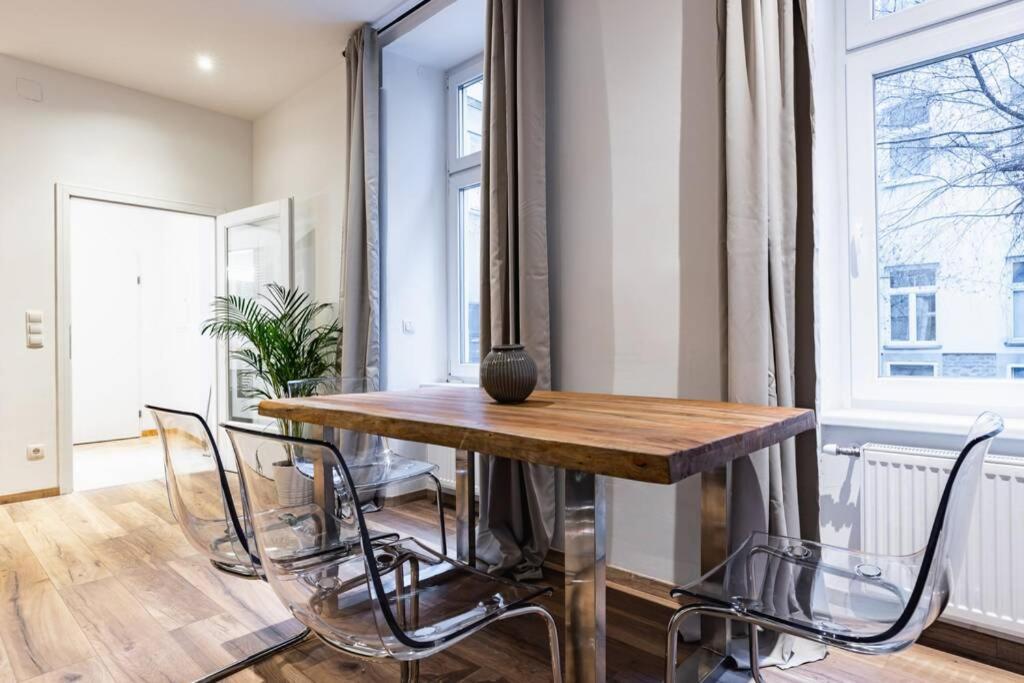 וינה Modern Apartment Next To Subway Station מראה חיצוני תמונה